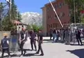 DEM Partili Mehmet Sıddık Akış'a 19,5 yıl hapis cezası! Zırhlı araçlarla Van Cezaevi'ne gönderildi