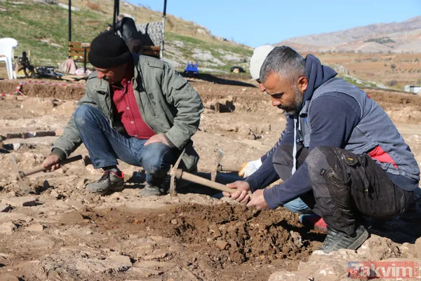 24 Mayıs'tan bu yana sürüyordu! Adıyaman'daki Pente Antik Kenti'ndeki kazılarda çok önemli bulgulara ulaşıldı - 15