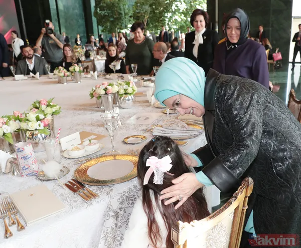 Cumhurbaşkanlığı Külliyesi'nde 8 Mart'a özel koruyucu aile yemeği - 41