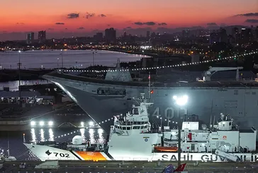 İstanbul Tersanesi’nde teknoloji şöleni! TEKNOFEST Mavi Vatan akşam saatlerinde drone görüntülendi