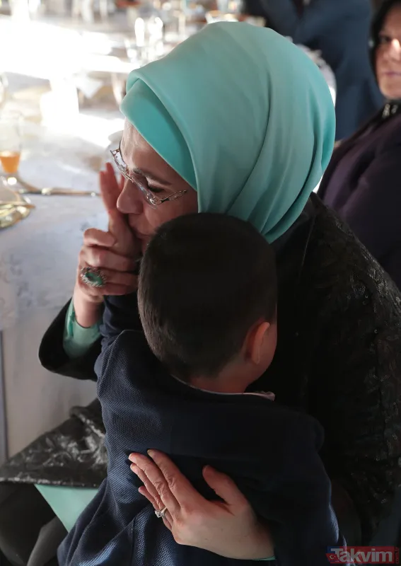 Cumhurbaşkanlığı Külliyesi'nde 8 Mart'a özel koruyucu aile yemeği - 42