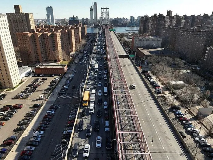 new-yorktaki-yahudiler-holland-tunelini-trafige-kapatti-1704739240253.jpeg New York sokaklarında "Gazze’de ateşkes" sesleri yankılandı! Yahudiler Holland Tüneli'ni trafiğe kapattı-6