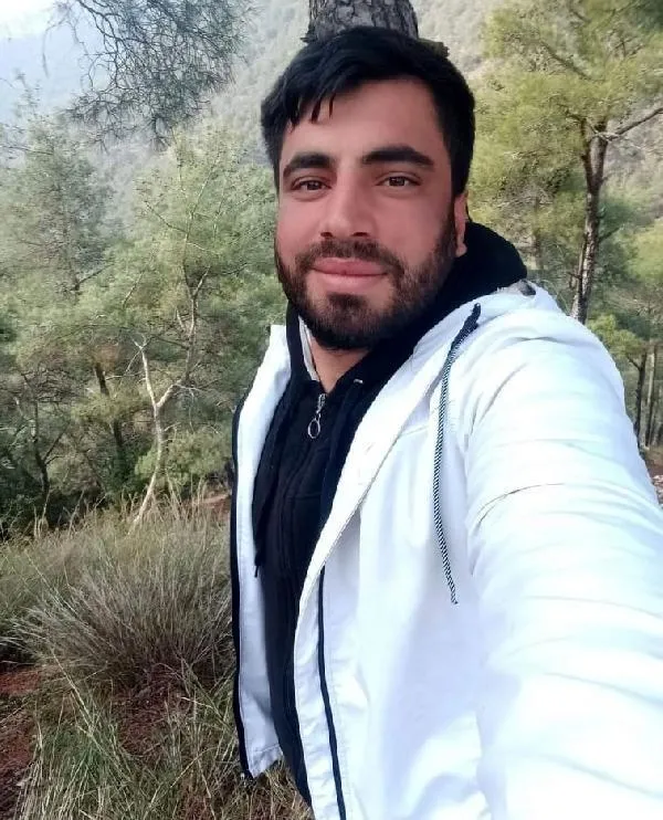 Mersin'de kan donduran cinayet! Evlenme teklifini kabul etmeyen Sinem'i öldürüp intihar etti-3