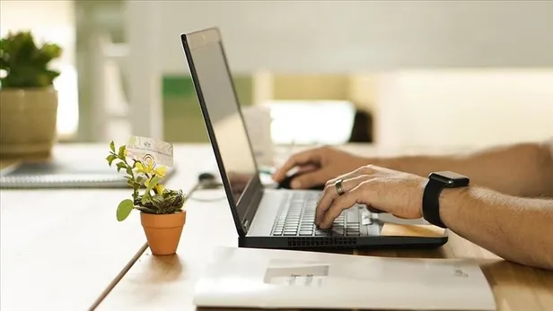 ab-harekete-gecti-dijital-platformlara-karsi-kati-kurallar-getirilecek-1639604625439.jpeg AB harekete geçti: Dijital platformlara karşı katı kurallar getirilecek-4