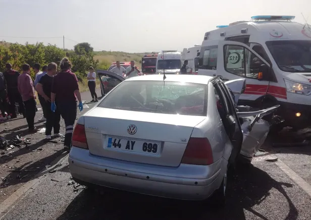 Malatya'da feci kaza! Ölü ve yaralılar var-2