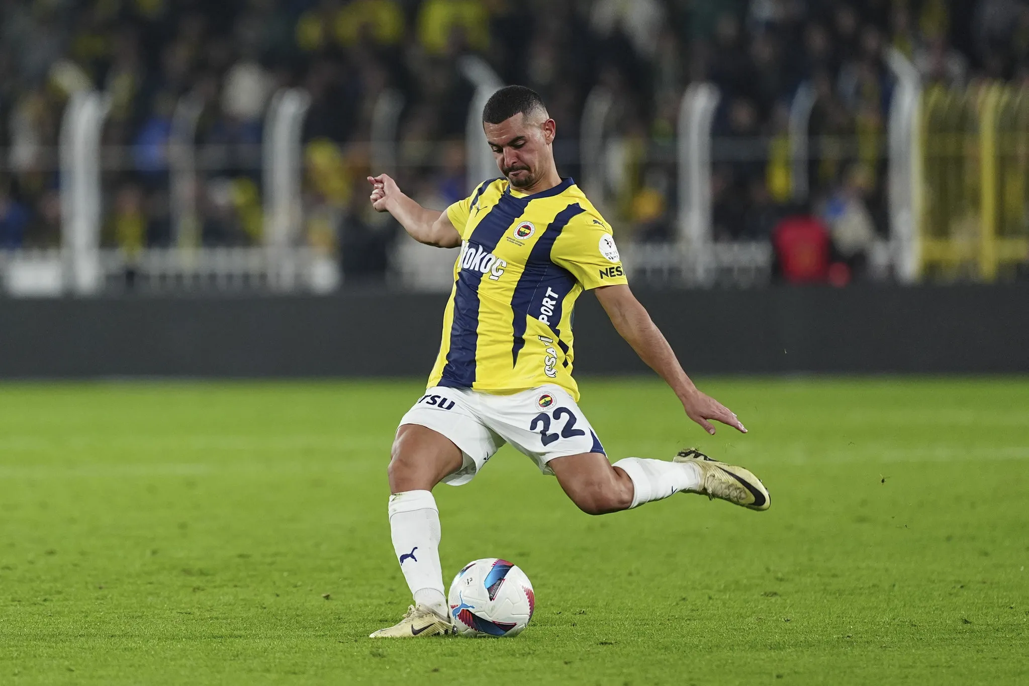 Fenerbahçe'de yaprak dökümü! 8 isme veda - 8