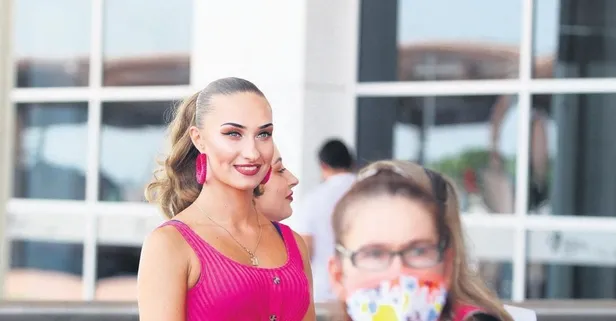 Antalya'ya iki günde 40 bin Rus turist!