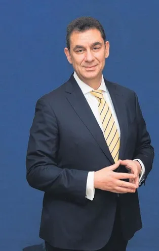 Aşının patronu aşı yaptırmadı! Pfizer'ın CEO’su Albert Bourla: Önce sağlıkçılar ve yaşlılar...