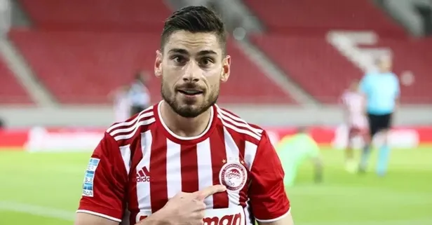 sezonun-sona-ermesiyle-super-ligin-devleri-transferde-karsi-karsiya-geldi-1653518480596.jpeg Sezonun sona ermesiyle Süper Lig'in devleri transferde karşı karşıya geldi-3