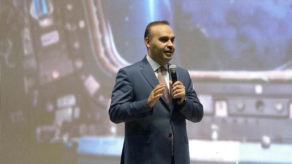 Sanayi ve Teknoloji Bakanı Mehmet Fatih Kacır duyurdu! Türksat 6A’nın uzaya gideceği tarih belli oldu