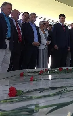 Menderes, Zorlu ve Polatkan anıt mezarda anıldı