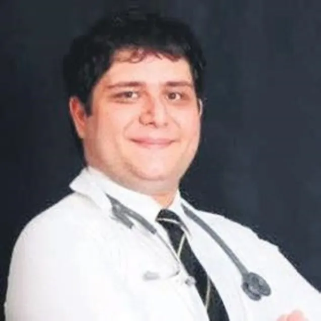 Doktora bıçak