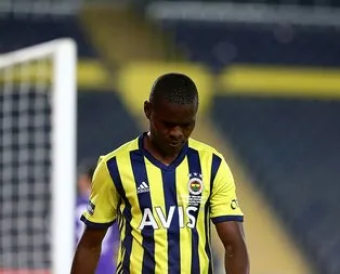 Fenerbahçe’de Samatta topun ağzında