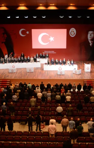 Galatasaray'da tarihi kurul! Yönetime tam yetki! Florya tarihe karışacak