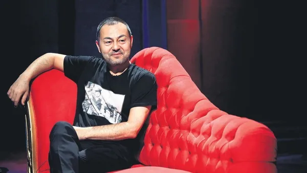 chloe-loughnanla-evliligini-bitiren-serdar-ortac-bin-pisman-1596236519595.jpeg Chloe Loughnan’la evliliğini bitiren Serdar Ortaç bin pişman-1