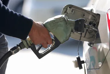 25 Şubat Salı Akaryakıt fiyatları | 1 Litre benzin, motorin ne kadar oldu? Zam veya indirim var mı?