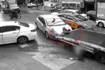 Motokuryenin üzerine aracını sürdü