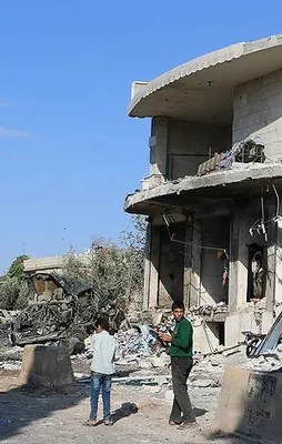 İdlib'te sivil katliamı: 11 ölü