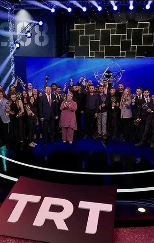 Geleceğin iletişimcileri ödüllerine kavuştu