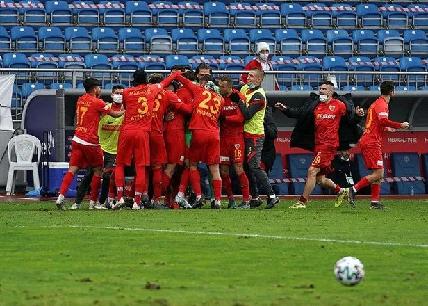 Kasımpaşa'ya uzatmalarda 'Demirok'! Kasımpaşa 0-1 Kayserispor | MAÇ ÖZETİ-7
