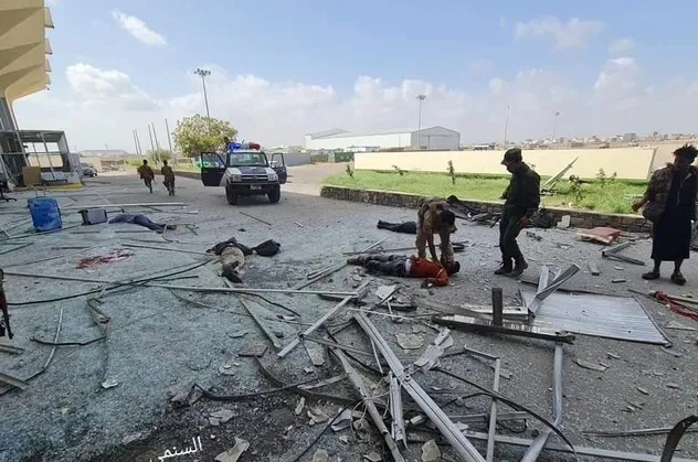 SON DAKİKA: Yemen'de Aden Havalimanı'nda patlama: Ölü ve yaralılar var