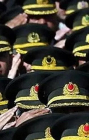 FETÖ kurmaylık sınav sorularını da çalmış