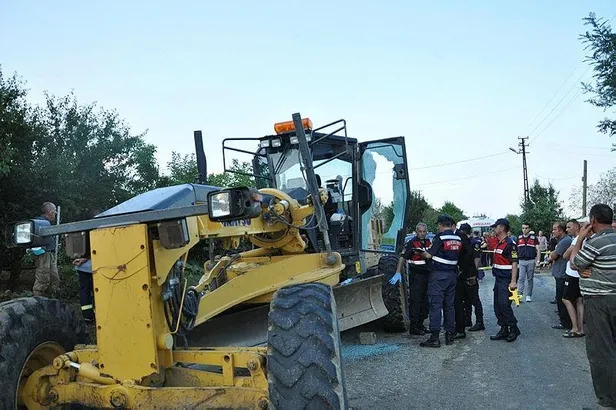 Edirne'de feci son! 7 yaşındaki çocuk greyder altında kalarak hayatını kaybetti-3