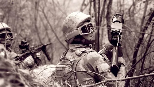 Son dakika: PKK'ya Eren darbesi! 82 terörist öldürüldü 720 mağara, 144 EYP imha edildi-4