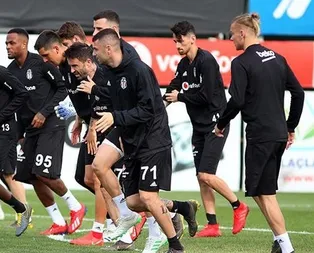 Beşiktaş hoca arayışları için 3 ismi ön plana aldı! Abdullah Avcı... Lucescu... Tayfun Korkut...