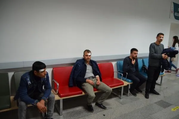 Son dakika: Aksaray-Adana Karayolu'nda otobüs kazası! Çok sayıda yaralı var-3