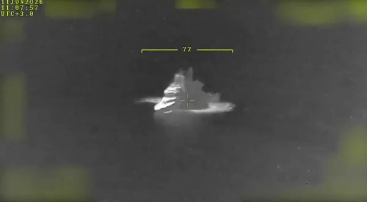 1784797682702.png TCG Sakarya'dan AKYA torpidosuyla gemiyi ikiye bölen atış-4