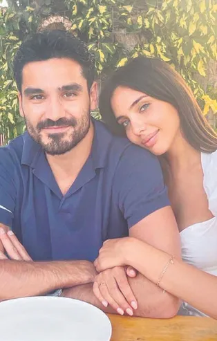 İlkay Gündoğan’ın İtalyan nişanlısı Sara Arfaoui Türkiye’ye geldi! İstanbul’un adeta altını üstüne getirdi