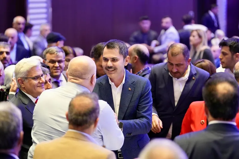 Son dakika: Cumhur İttifakı İBB adayı Murat Kurum'dan Ekrem İmamoğlu'na sert tepki: İstanbul'un 5 yılı heba oldu-6