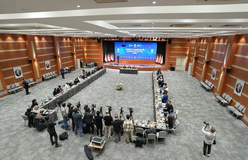 AK Parti'den CHP'ye sert tepki: Yolsuzluğu aklama makinesine dönüştüler-3