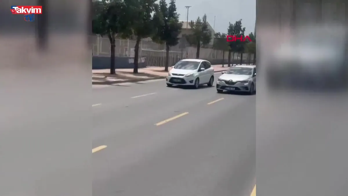Mersin’de takibe alınan otomobilden 23 kilo 984 gram esrar ele ...