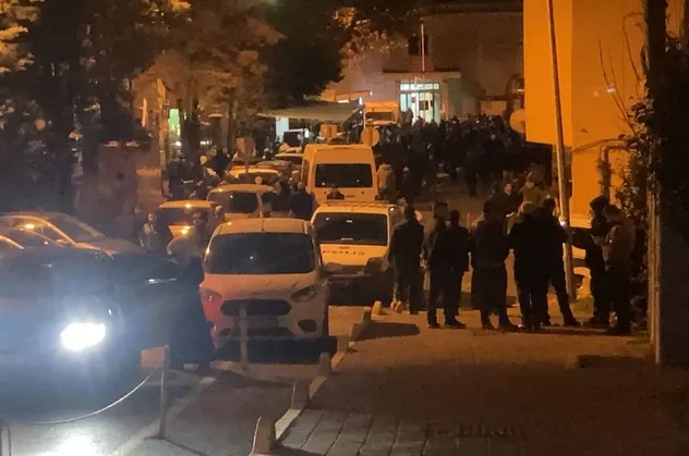 Pitbullu saldırganlara ateş edip bir kişiyi öldüren polis tutuklandı