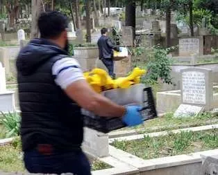 Feriköy Mezarlığı’nda 70 şişe molotof ele geçirildi