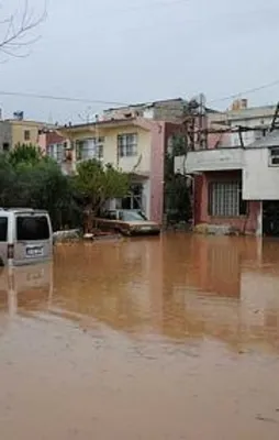Mersin'de okullar tatil edildi