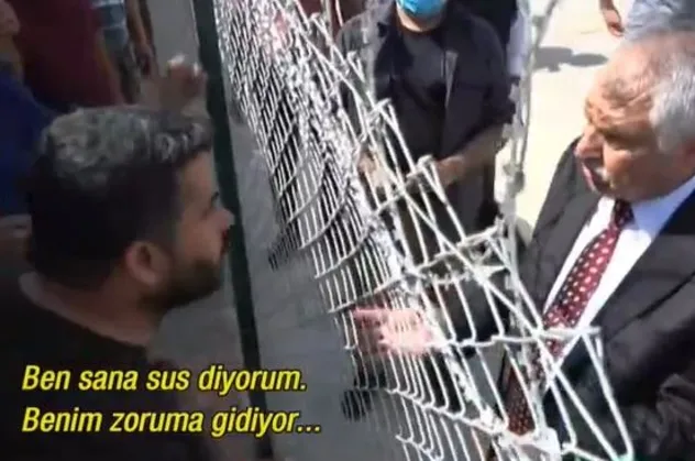 Sözünü tutmayan CHP'li Zeydan Karalar yolunu elinden aldığı köylüleri suçladı: Televizyonu görüyorsun bağırıyorsun!