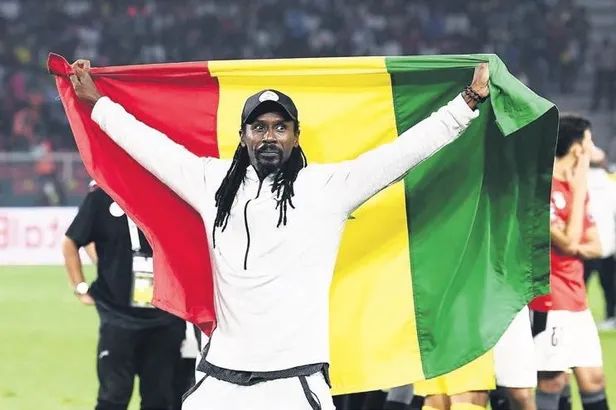 ulkemizi-kisa-mesafe-surat-pateninde-temsil-eden-furkan-akar-olimpiyat-tarihimizde-bir-ilke-imza-atti-1644272374135.jpeg Ülkemizi kısa mesafe sürat pateninde temsil eden Furkan Akar olimpiyat tarihimizde bir ilke imza attı-4