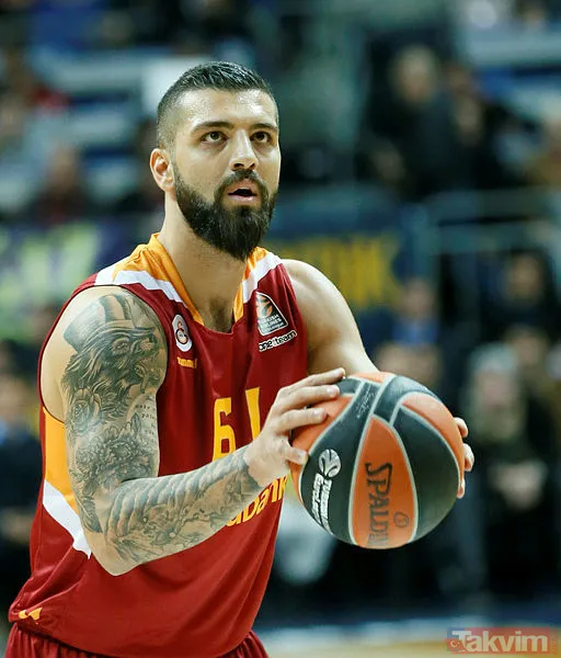 SON DAKİKA: A Milli Erkek Basketbol Takımı'nın Olimpiyat Elemeleri aday kadrosu açıklandı - 16