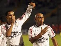 Roberto Carlos'tan harika bir gol