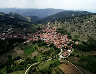 700 yıllık geleneğe koronavirüs engeli! Çöpçatanlık tepesi bu yıl boş kaldı