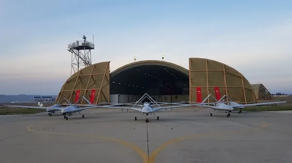 Yunanistan'da SİHA korkusu! Manşetten böyle verdiler: Sessiz ölüm makineleri-10