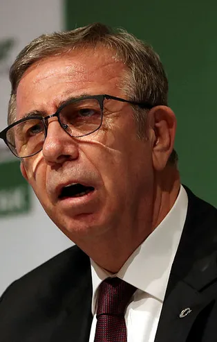 Ankara’da öğrencilere aylık akbil indirimine Mansur Yavaş vetosu