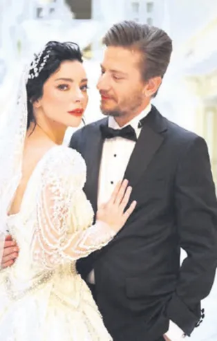 Merve Boluğur, 53 gün evli kaldığı eski eşi Mert Aydın ile sarmaş dolaş yakalandı