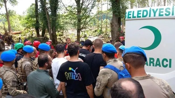 sel-sularina-kapilip-hayatlarini-kaybetmislerdi-yeni-evli-ciftle-ilgili-kahreden-ortaya-cikti-1694070772521.jpeg Sel sularına kapılıp hayatlarını kaybetmişlerdi! Yeni evli çiftle ilgili kahreden detay ortaya çıktı-6