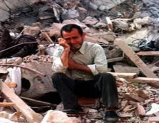 17 Ağustos depreminden unutulmayan kareler