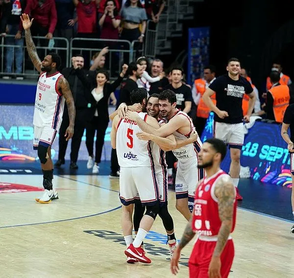 bahcesehir-koleji-erkek-basketbol-takimi-fiba-avrupa-kupasinda-sampiyon-oldu-1651087181822.jpeg Bahçeşehir Koleji Erkek Basketbol Takımı FIBA Avrupa Kupası'nda şampiyon oldu!-1
