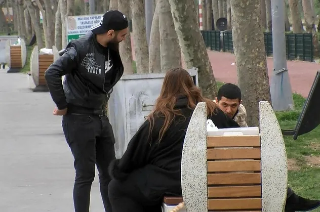 Son dakika: İstanbul Avcılar'da yasak dinlemeyen vatandaşlar sahilde spor yaptı